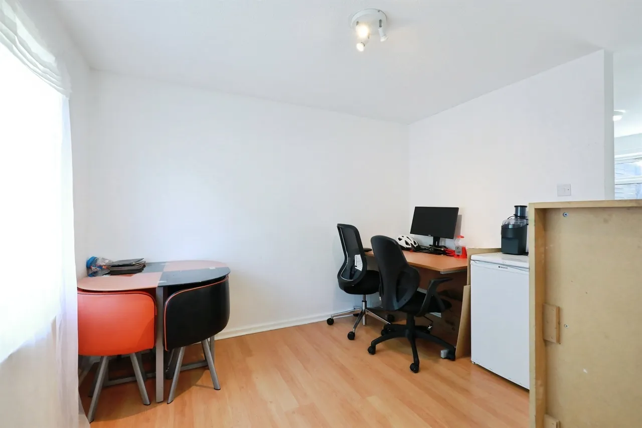 Lee Close, KIDLINGTON, photo 6