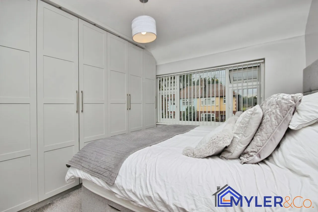 Dykin Road, Widnes, photo 7