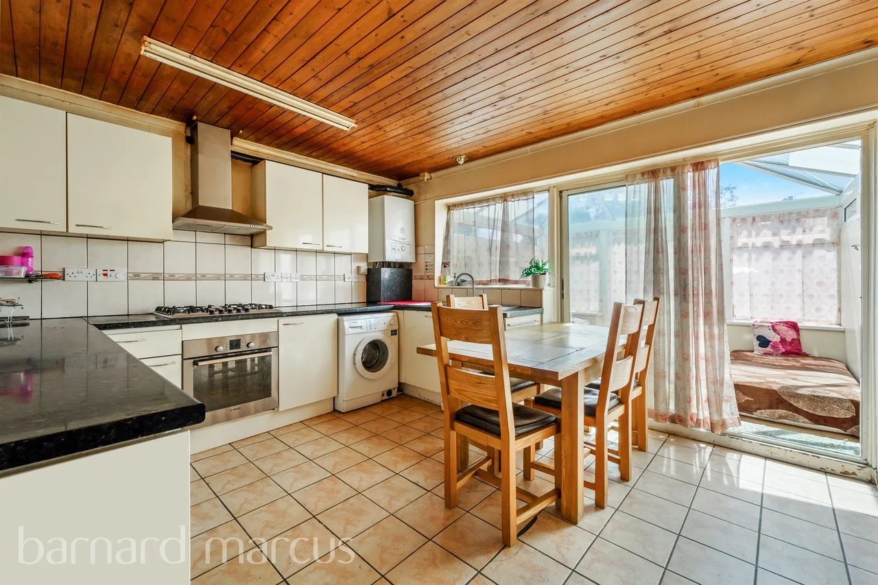 Hereford Road, Feltham, photo 3