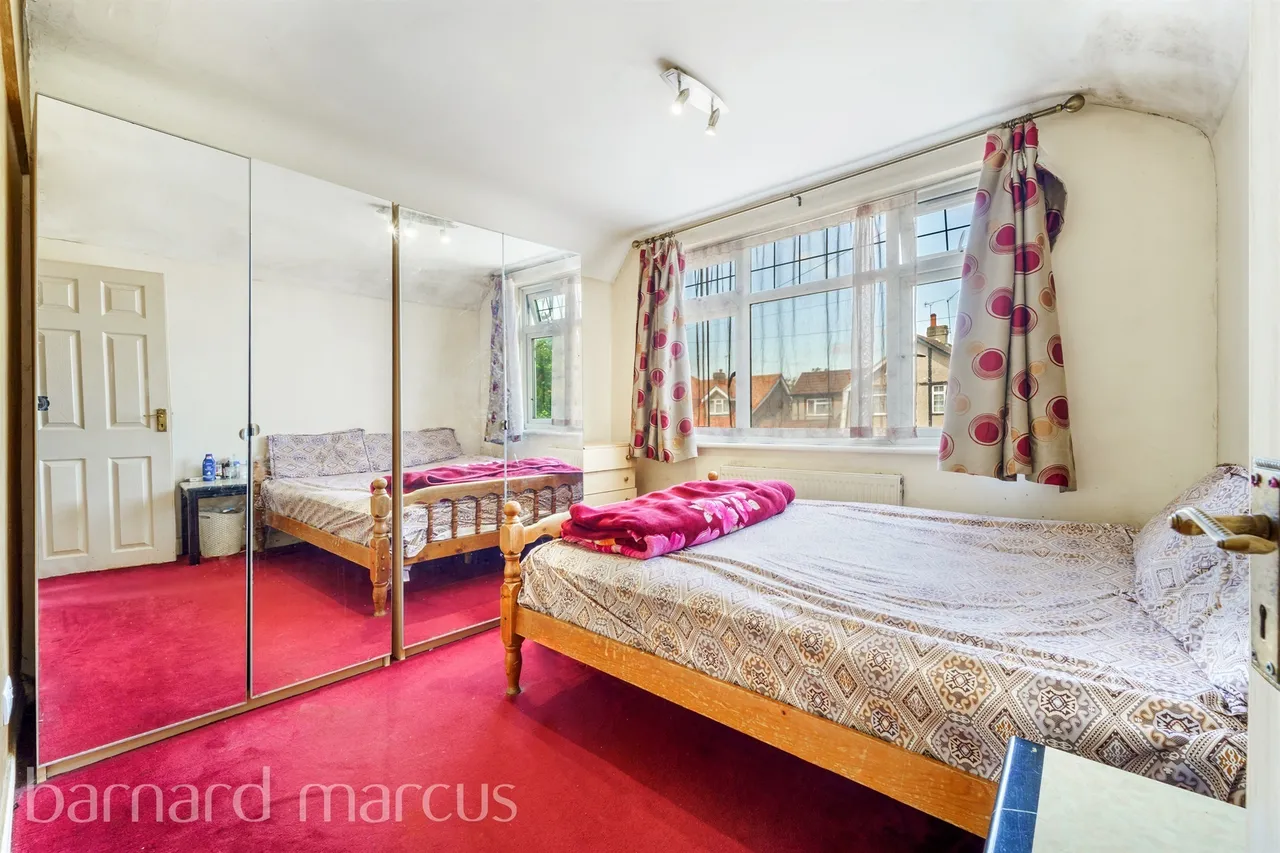 Hereford Road, Feltham, photo 6