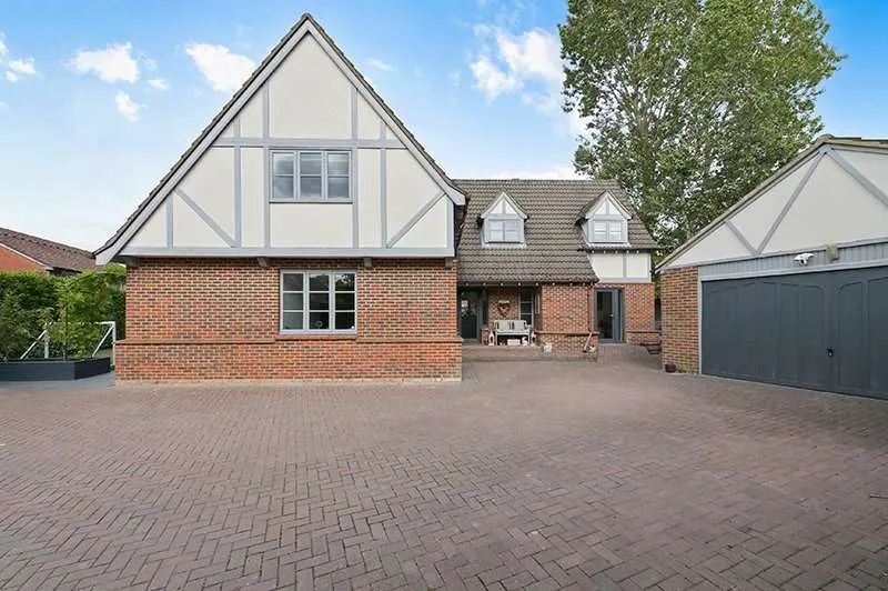 Foxley Lane, Binfield, RG42, photo 16