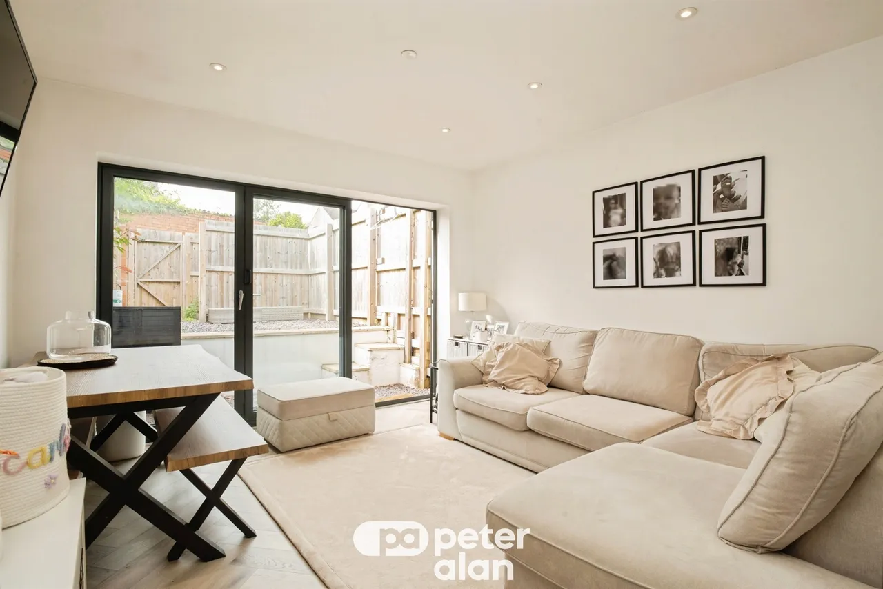 Llantrisant Street, Cardiff, CF24, photo 5