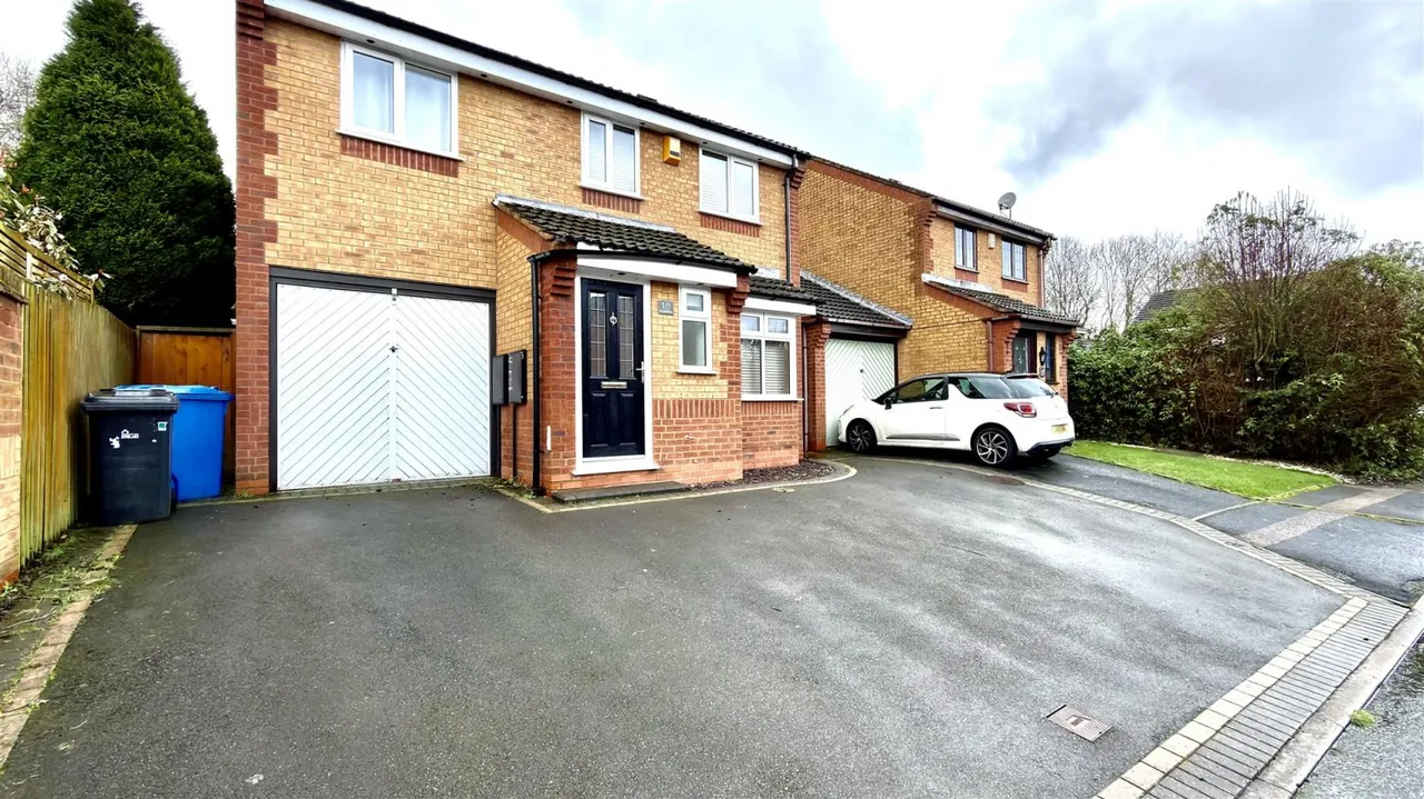 4 bed house to rent, Rutland Drive, Tamworth, B78