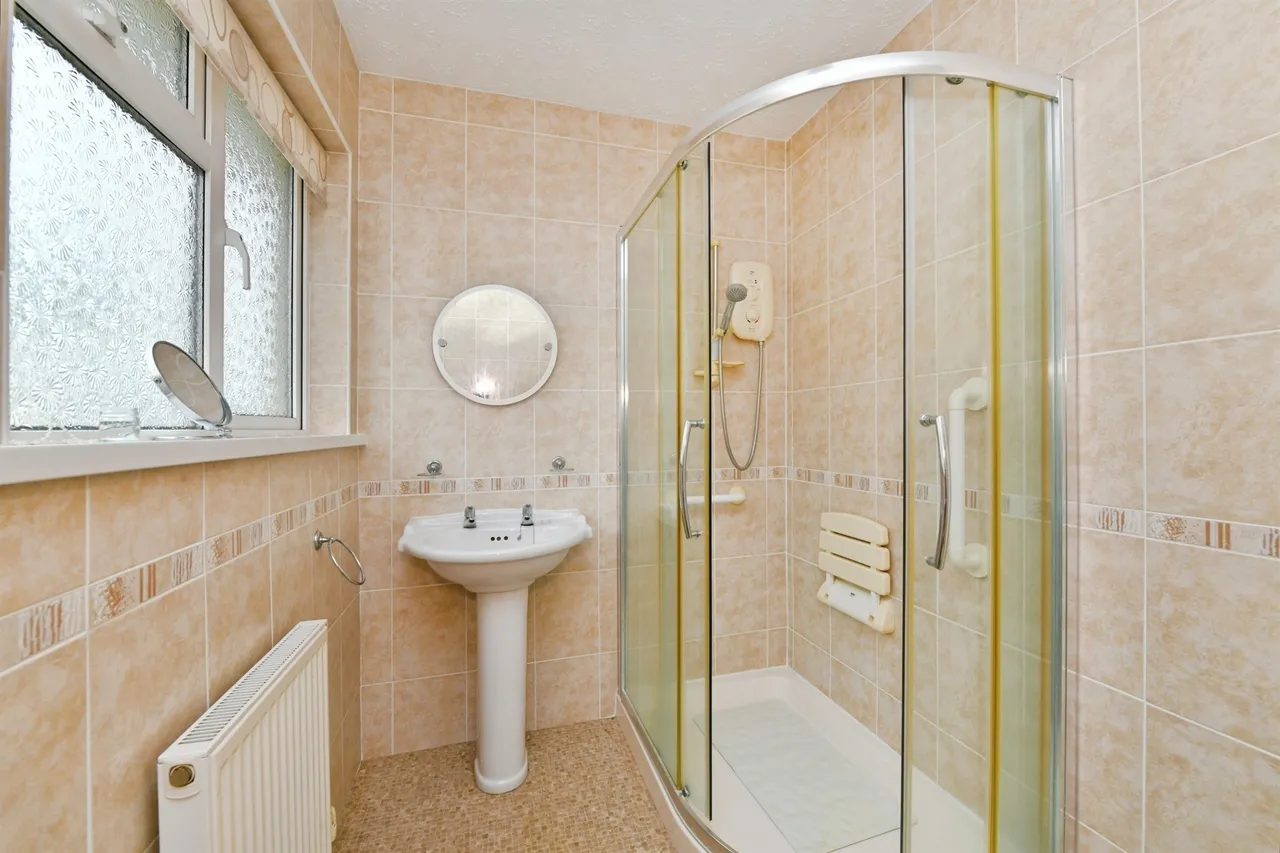 Longmeadow Road, SALTASH, photo 12
