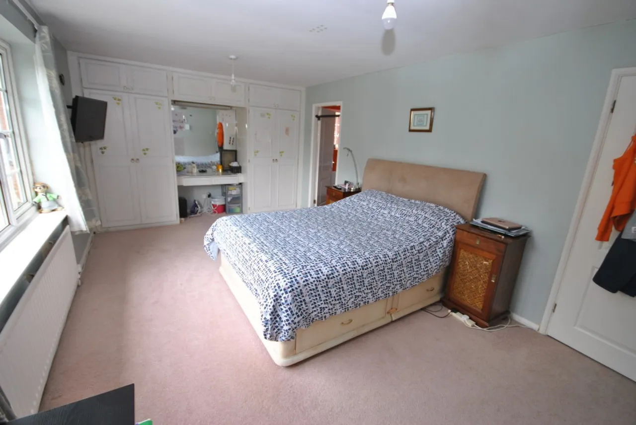 Hawkeswell Close, Solihull, photo 9