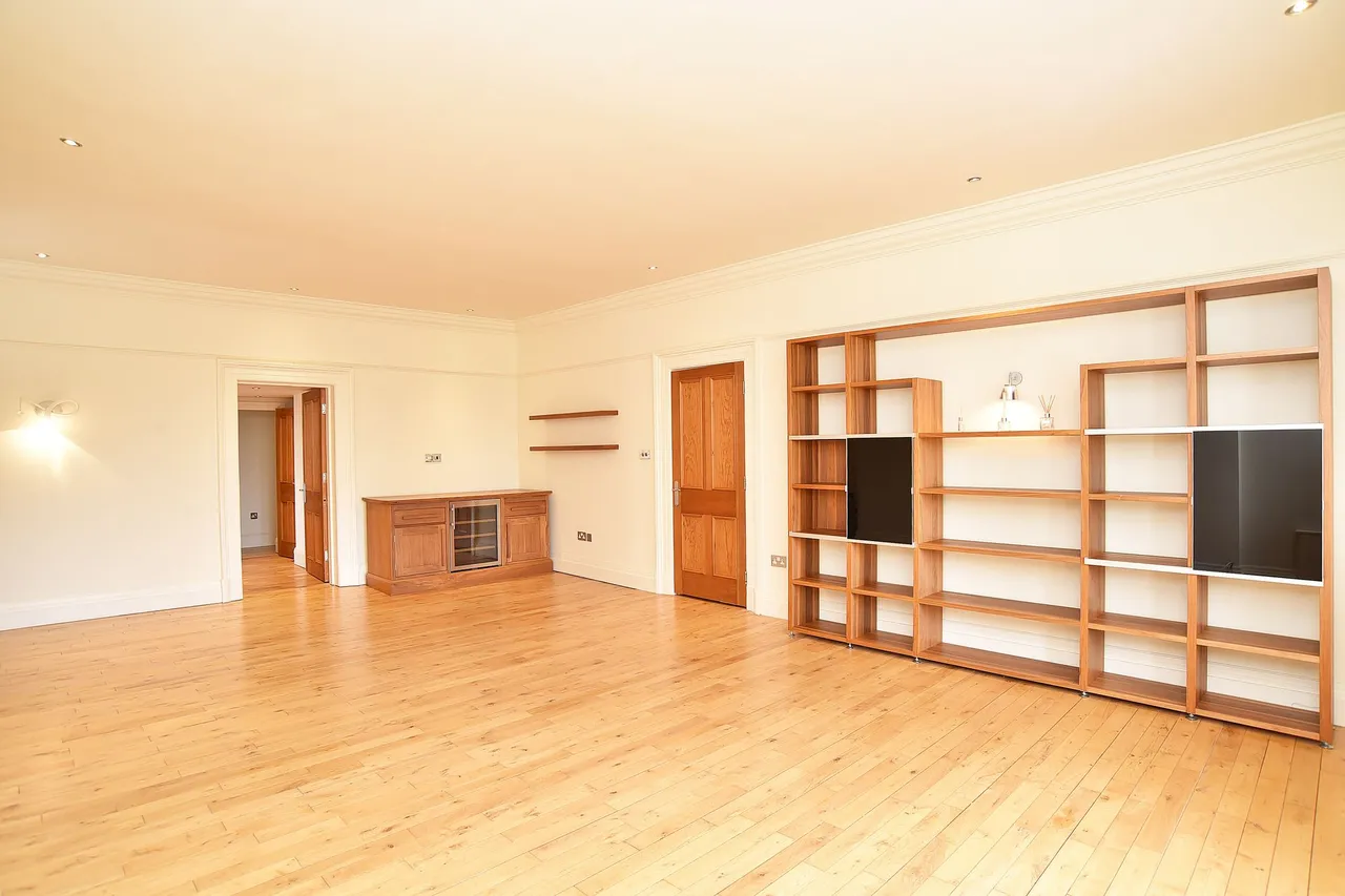 Park Parade, Harrogate, HG1, photo 5