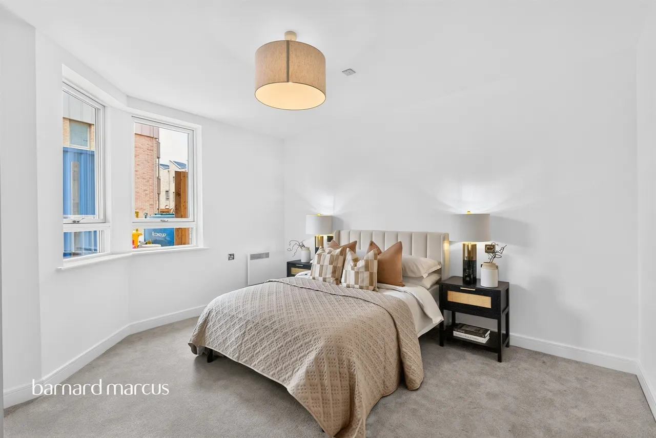 High Road, Finchley, N12, photo 4