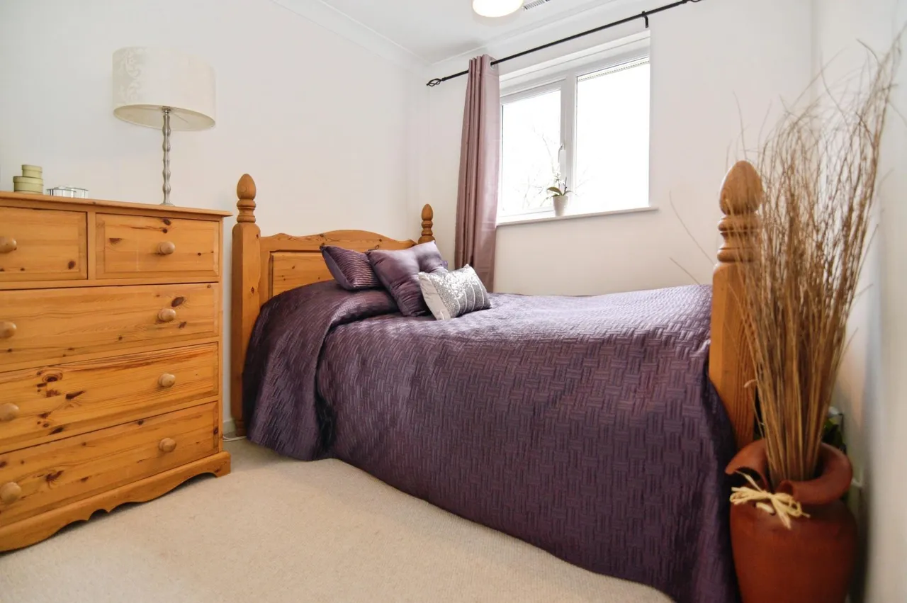 Crofton Close, Forest Park, RG12, photo 7