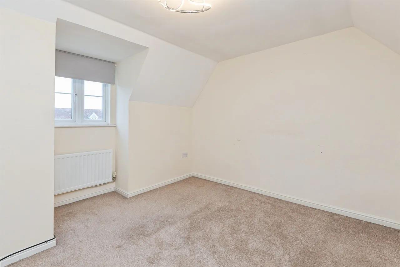Petronel Road, Aylesbury, HP19, photo 13