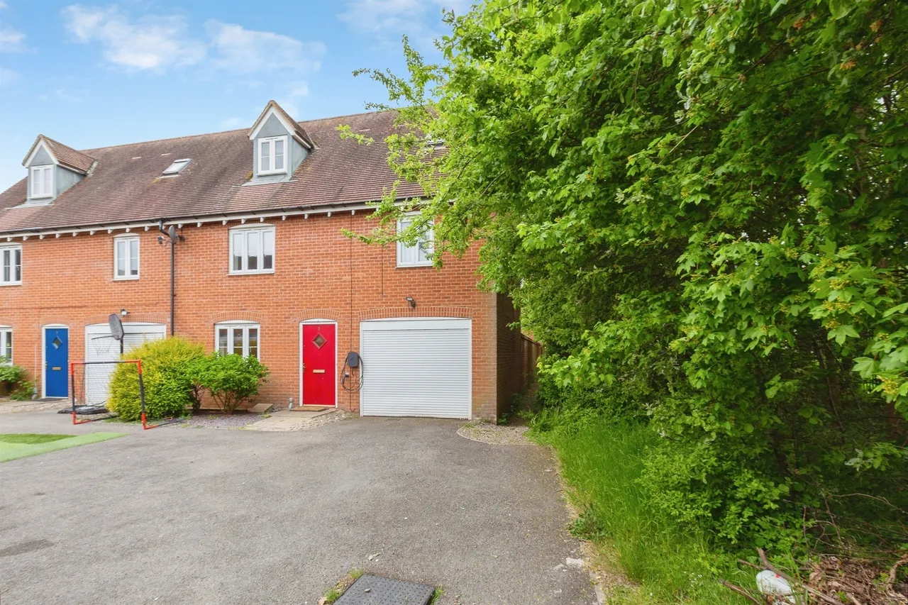 Petronel Road, Aylesbury, HP19, photo 23