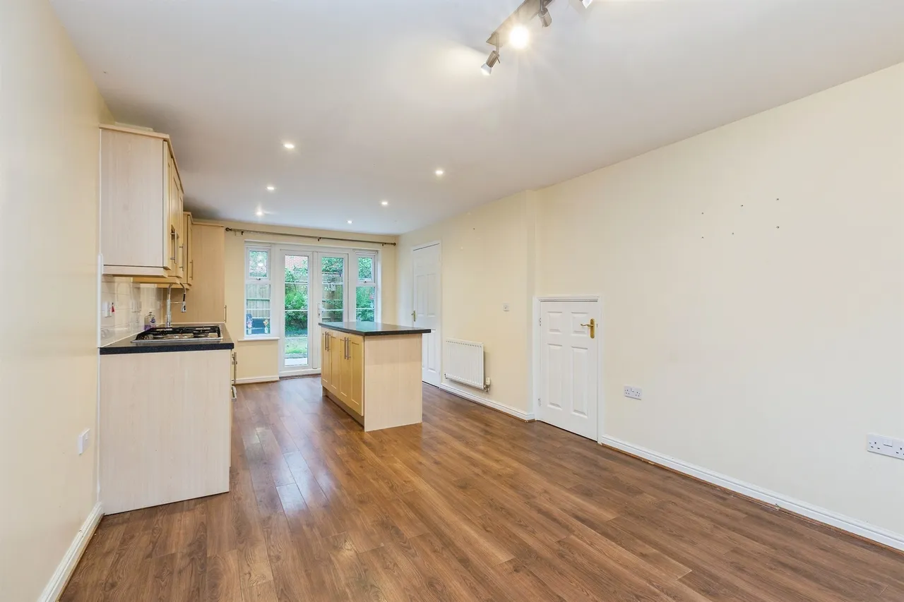 Petronel Road, Aylesbury, HP19, photo 7