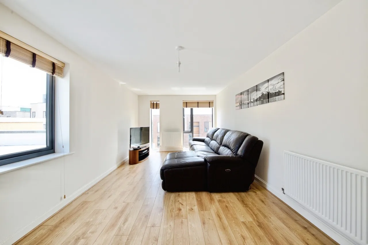 Mornington Close, London, NW9, photo 4