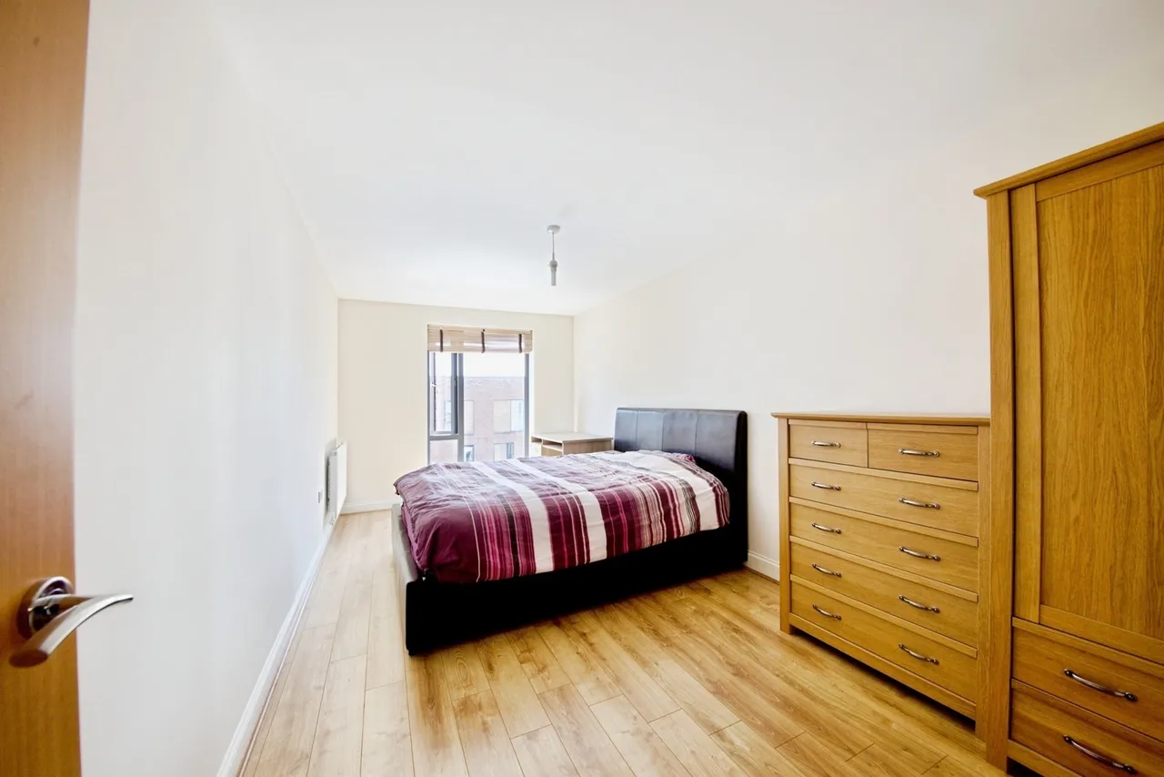 Mornington Close, London, NW9, photo 6