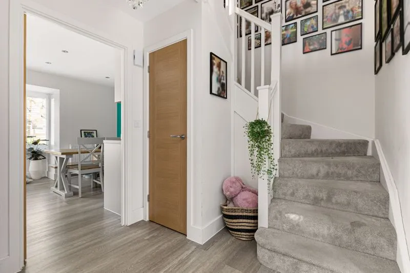 Percival Gardens, Row Town KT15 1FQ, photo 8