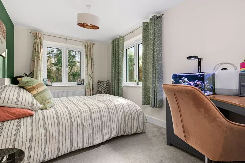 Percival Gardens, Row Town KT15 1FQ, photo 9