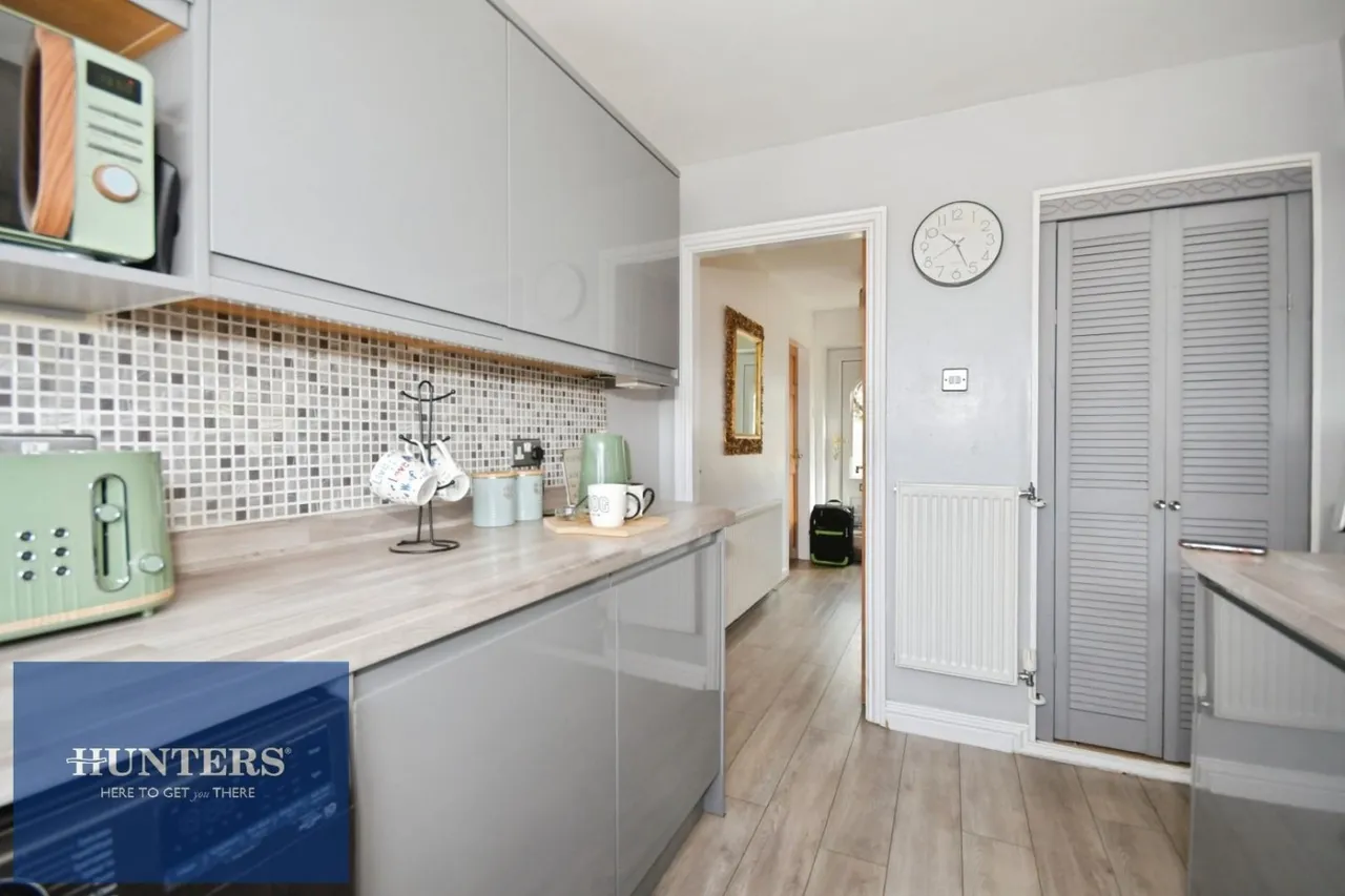 Newbridge Lane, Old Whittington, Chesterfield, S41 9JQ, photo 5
