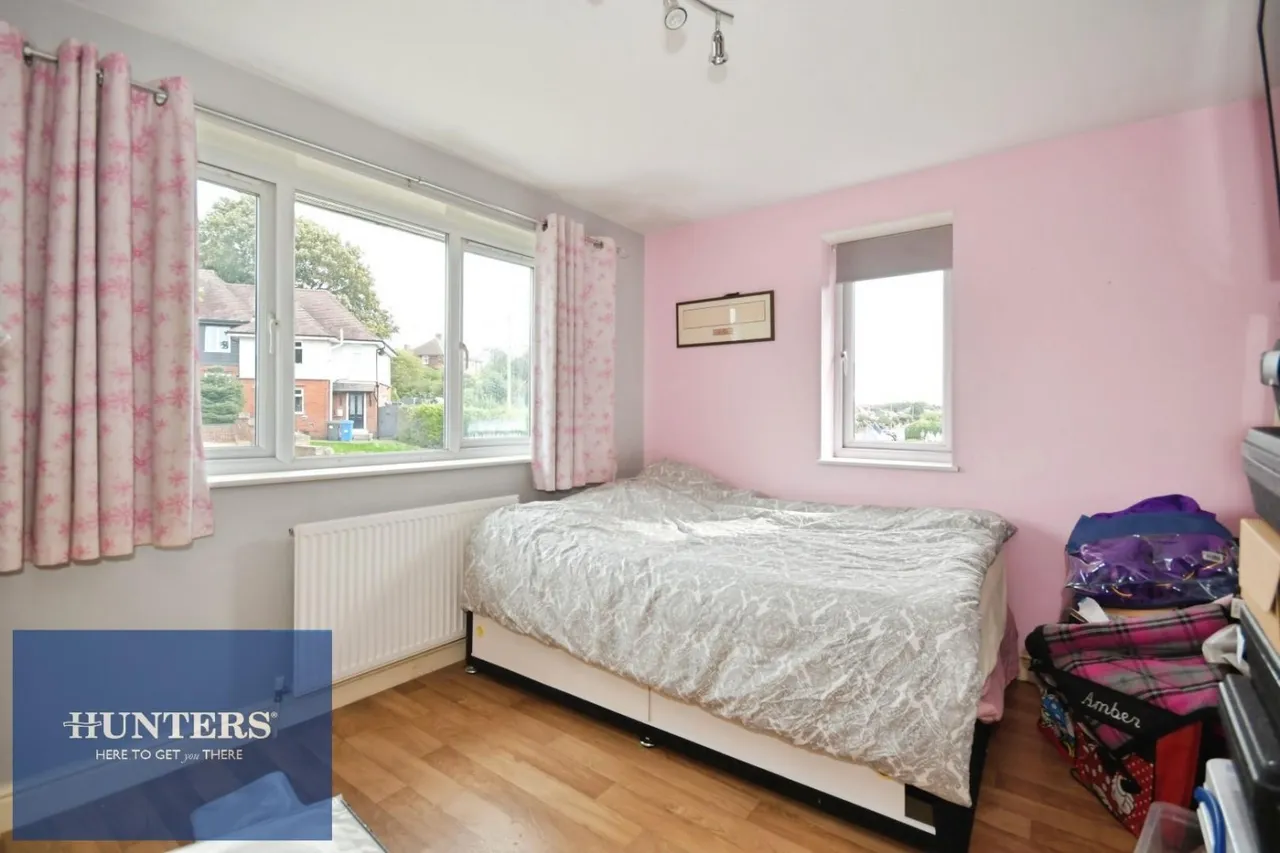 Newbridge Lane, Old Whittington, Chesterfield, S41 9JQ, photo 12