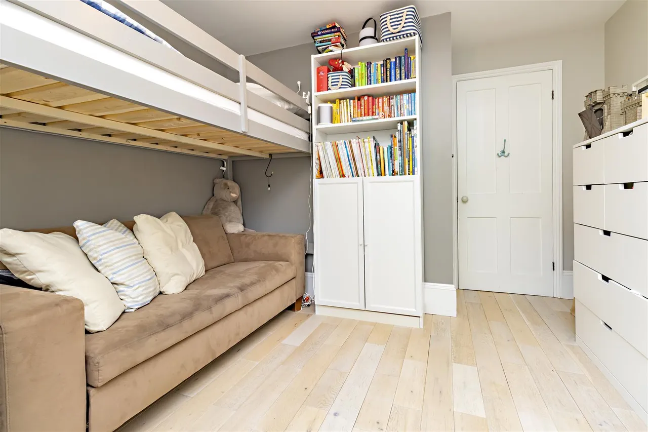 Woodsome Road, London, NW5, photo 12