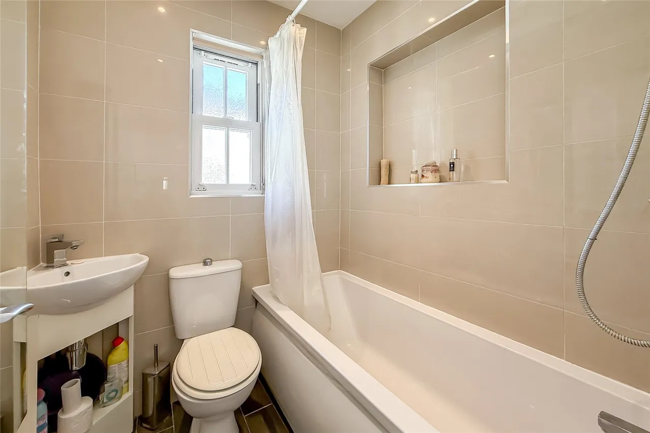 Sopwell Lane, St. Albans, Hertfordshire, AL1 1RS, photo 11