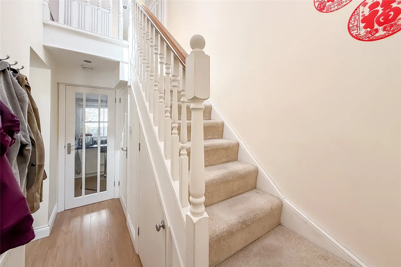 Sopwell Lane, St. Albans, Hertfordshire, AL1 1RS, photo 17