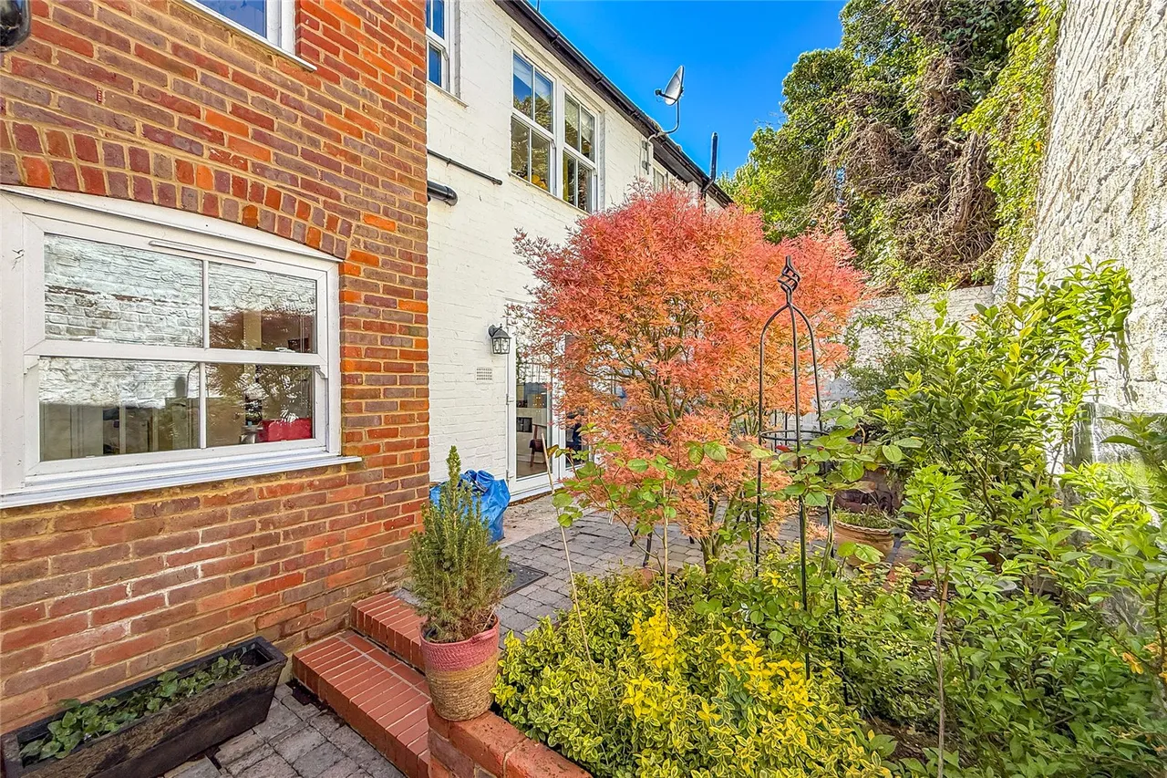 Sopwell Lane, St. Albans, Hertfordshire, AL1 1RS, photo 12