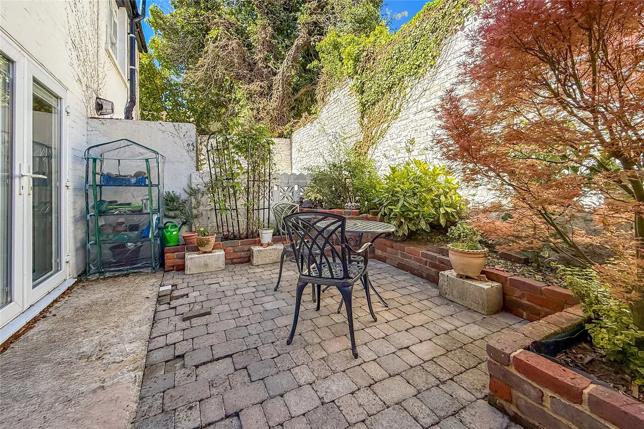 Sopwell Lane, St. Albans, Hertfordshire, AL1 1RS, photo 13