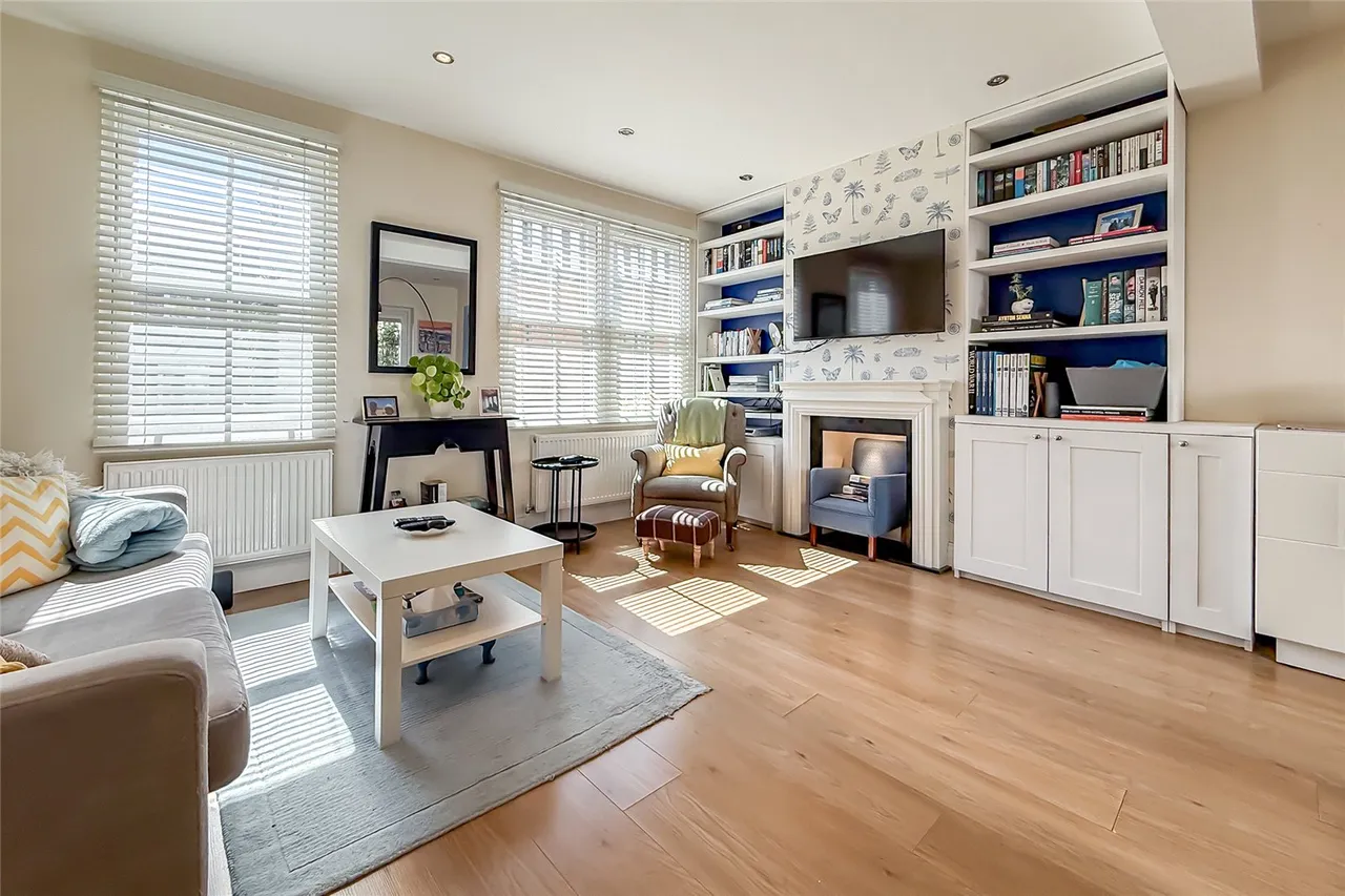 Sopwell Lane, St. Albans, Hertfordshire, AL1 1RS, photo 5