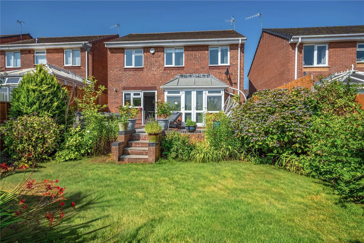 Valencia Road, Bromsgrove, Worcestershire, B60 2SA, photo 27