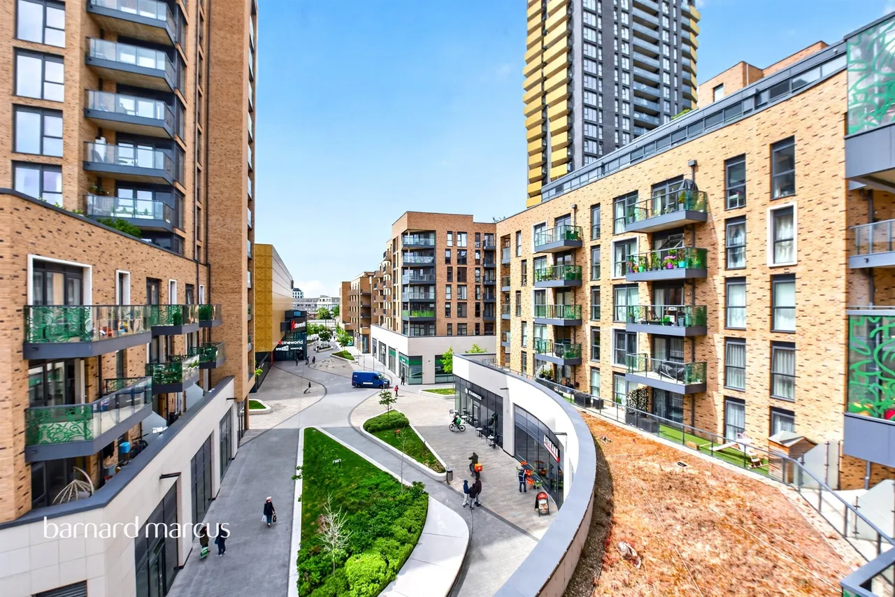 Lane, Hounslow, TW3, photo 12