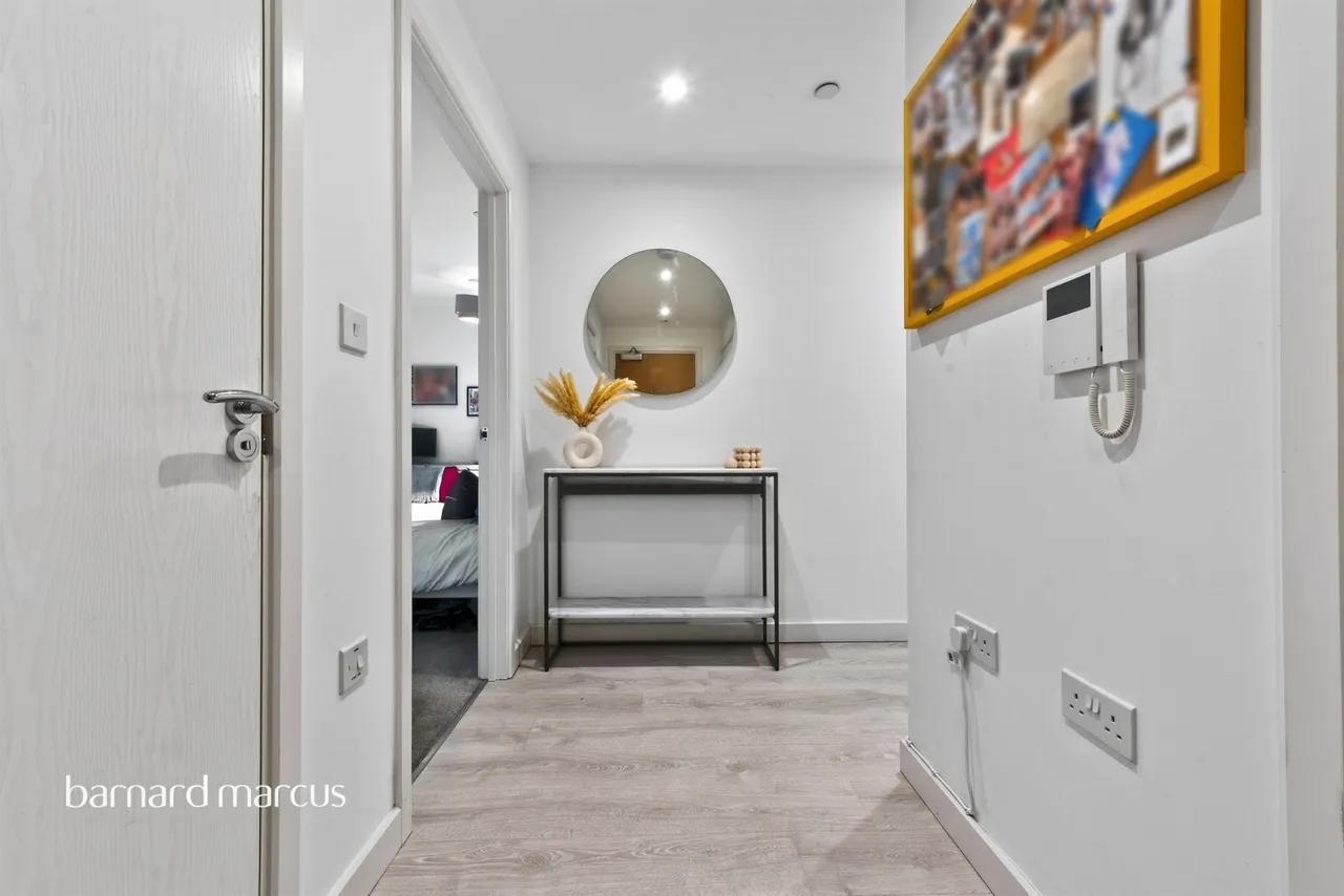 Lane, Hounslow, TW3, photo 7
