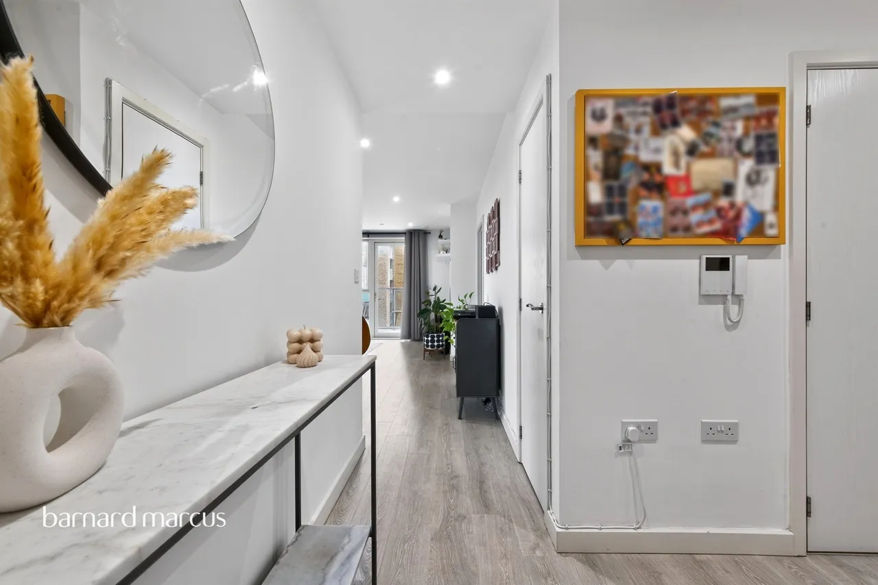 Lane, Hounslow, TW3, photo 8
