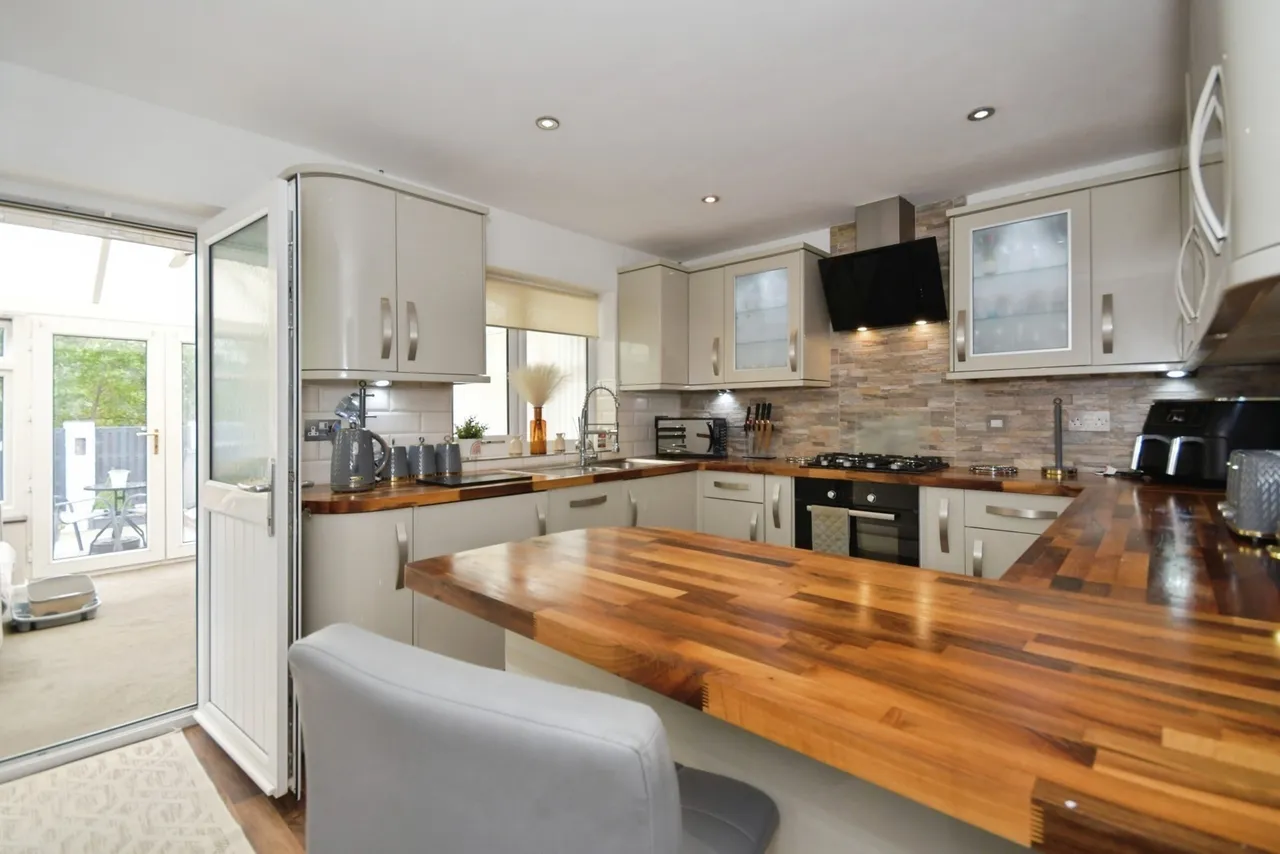 Alma Street, North Wingfield, Chesterfield, Derbyshire, S42, photo 5
