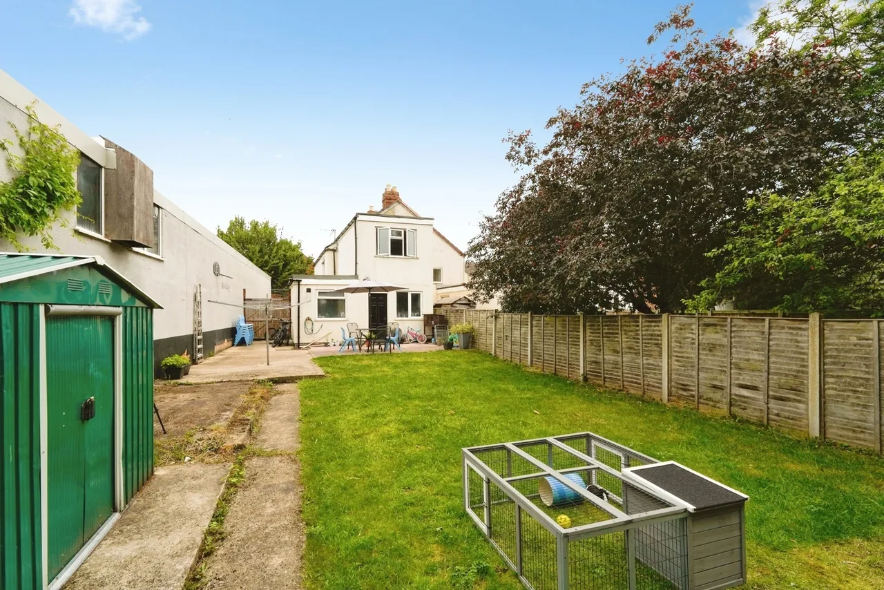 Theresa Street, Gloucester, Gloucestershire, GL1, photo 2