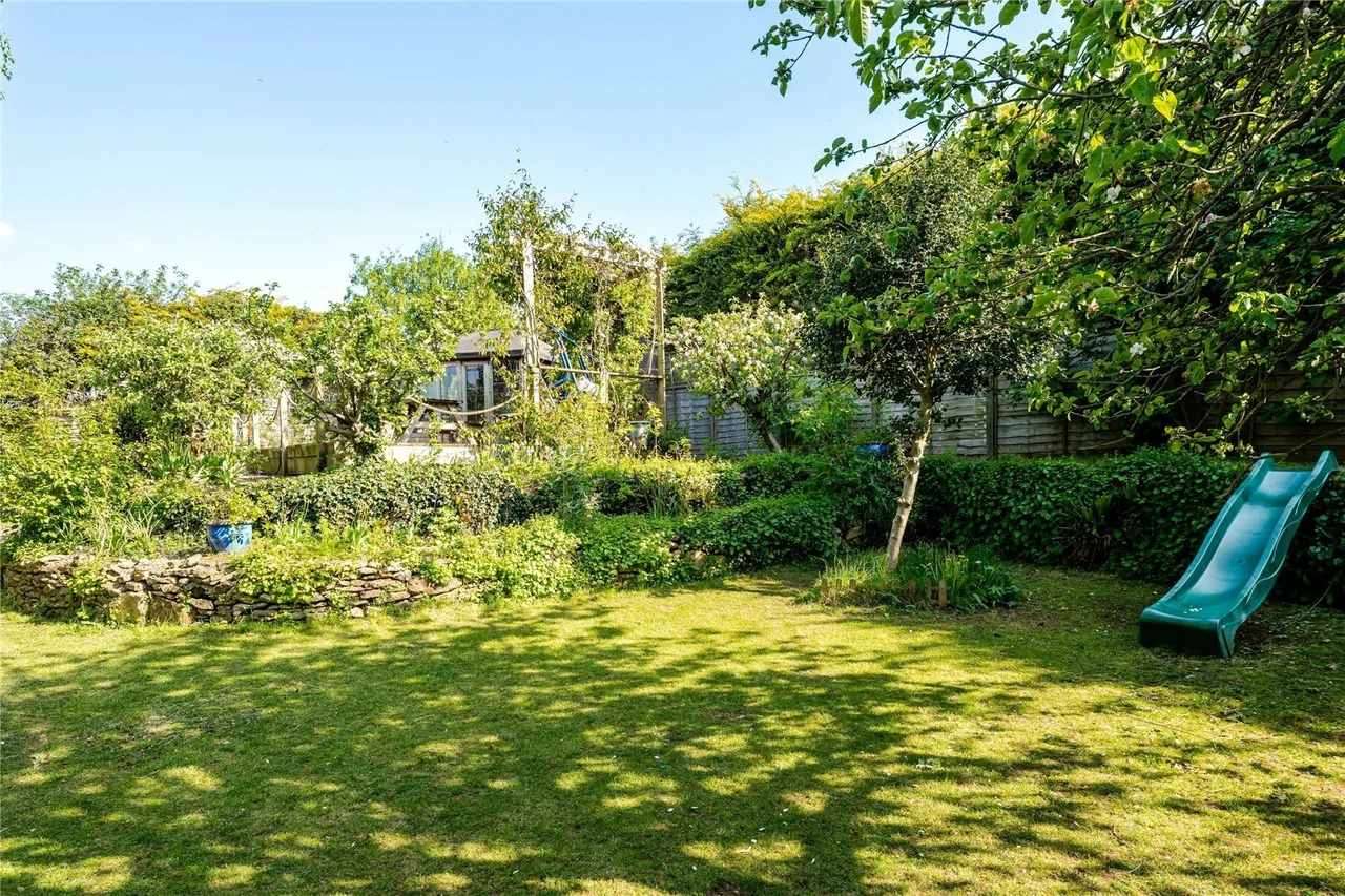 Higher Street, West Chinnock, TA18, photo 7
