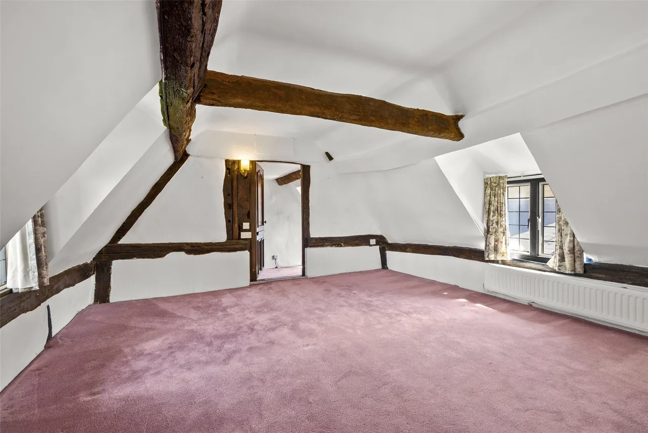 Stoke Road, Gloucestershire, Bishops Cleeve, GL52 8RP, photo 9