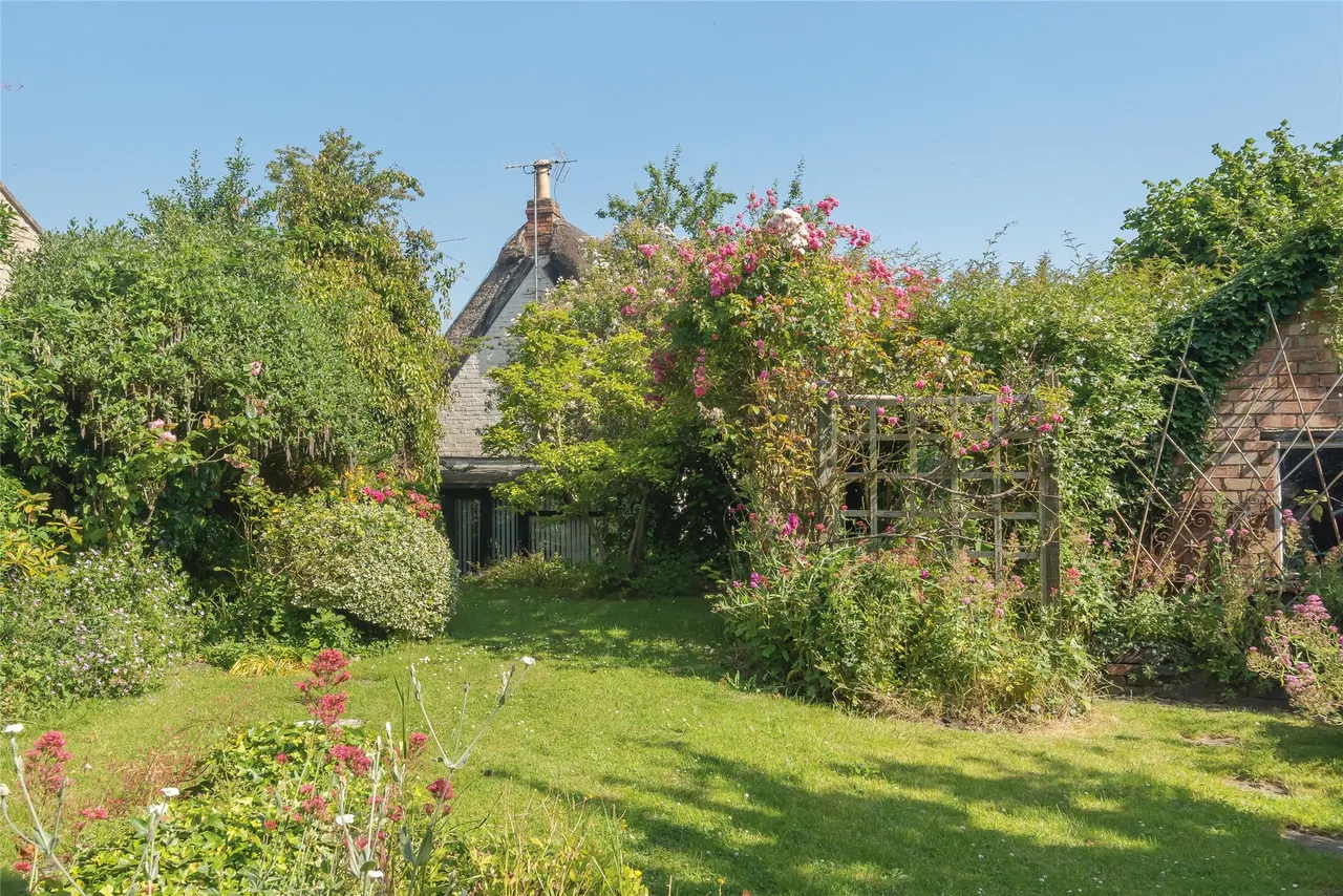 Stoke Road, Gloucestershire, Bishops Cleeve, GL52 8RP, photo 20