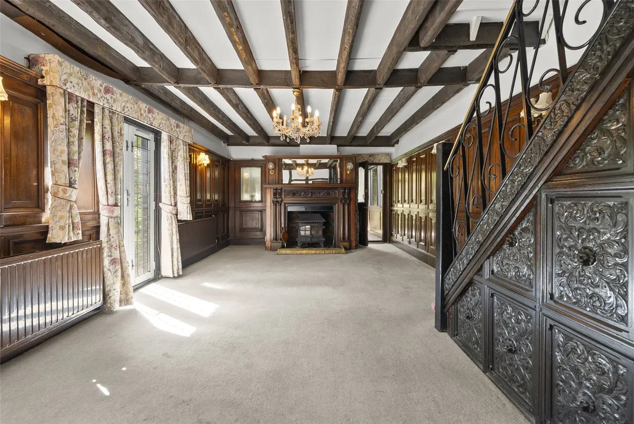 Stoke Road, Gloucestershire, Bishops Cleeve, GL52 8RP, photo 5