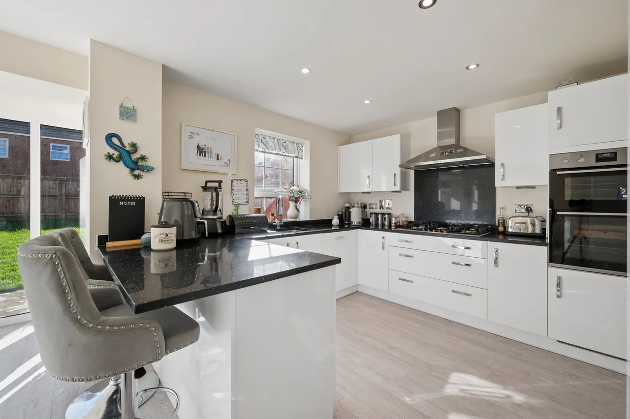 Poppy Road, Wilmslow, photo 6