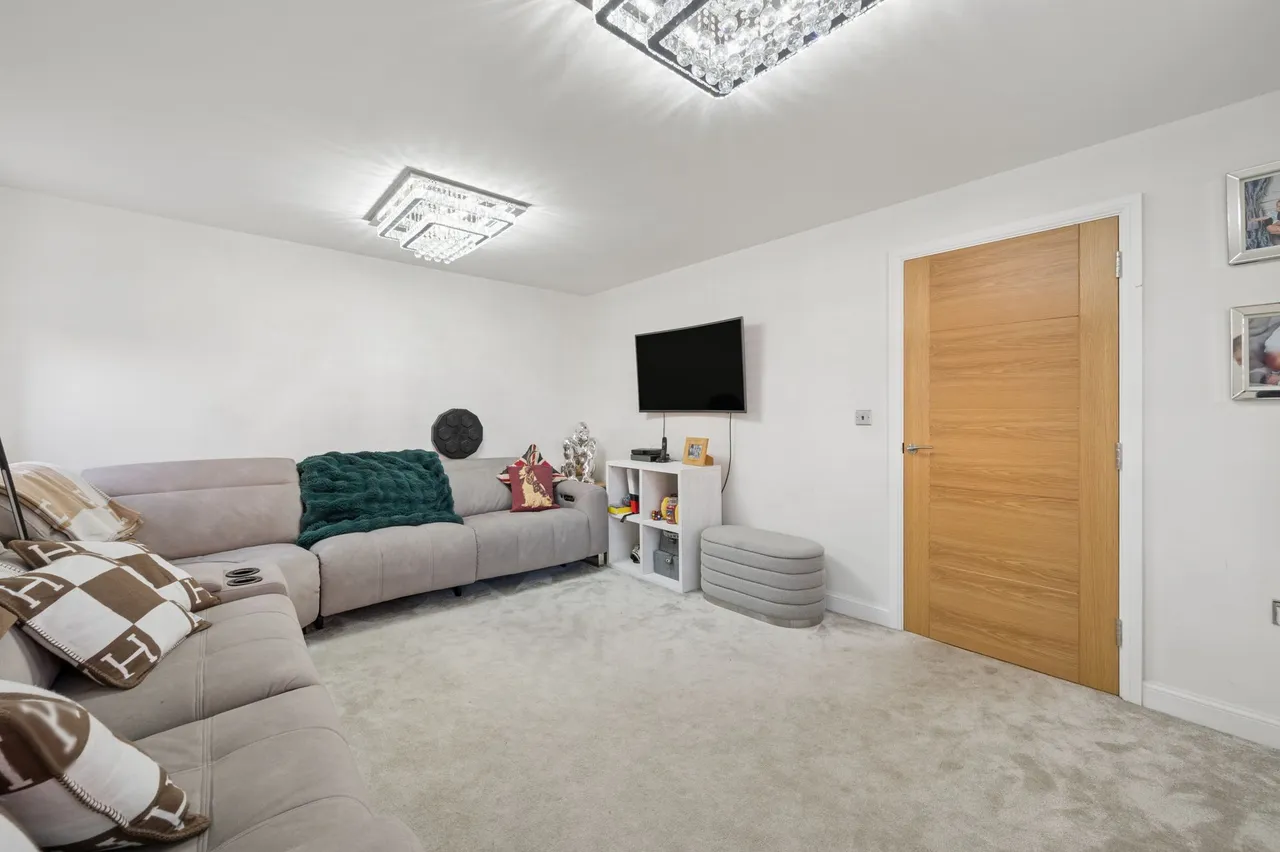 Poppy Road, Wilmslow, photo 5