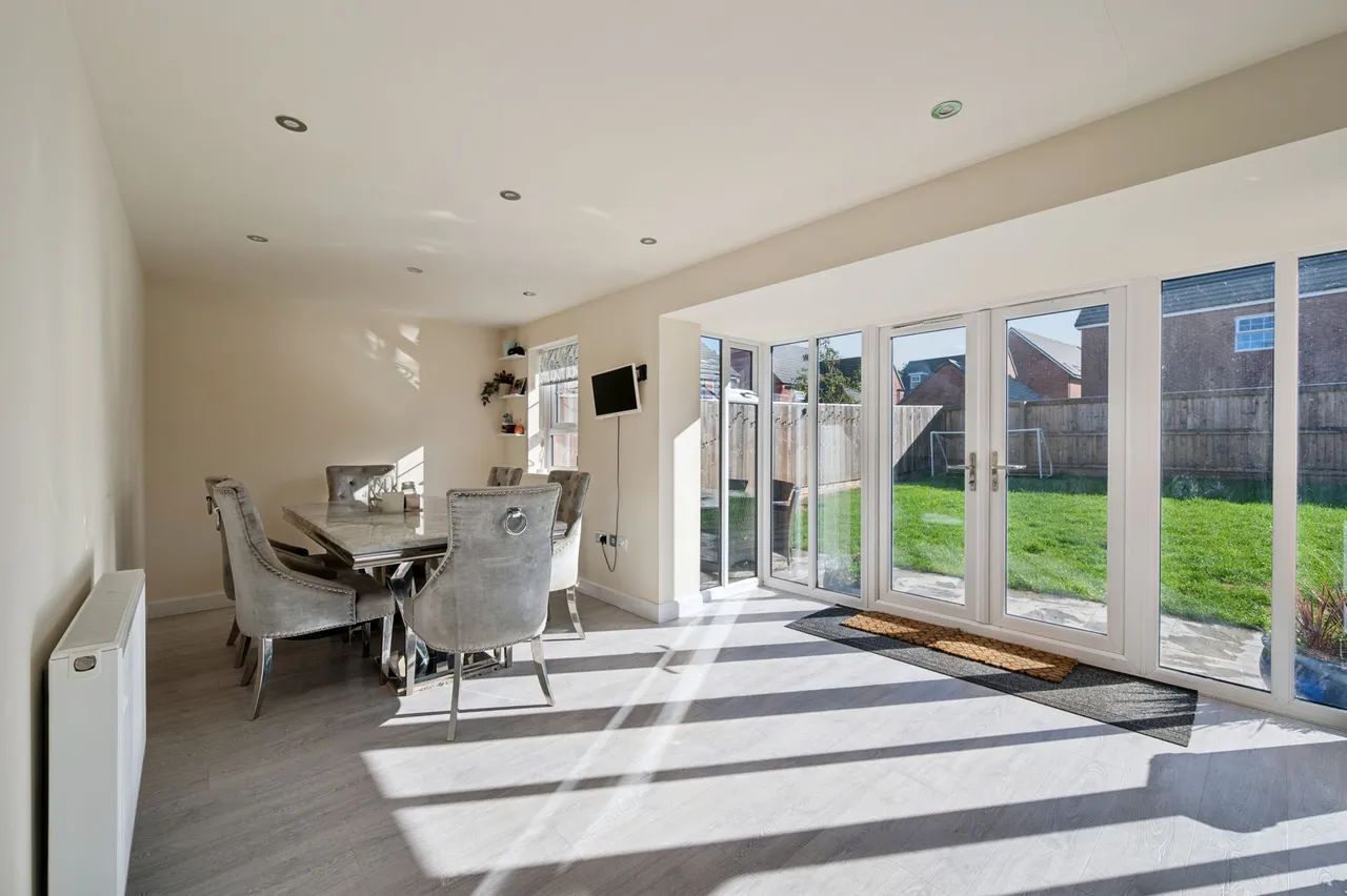 Poppy Road, Wilmslow, photo 7