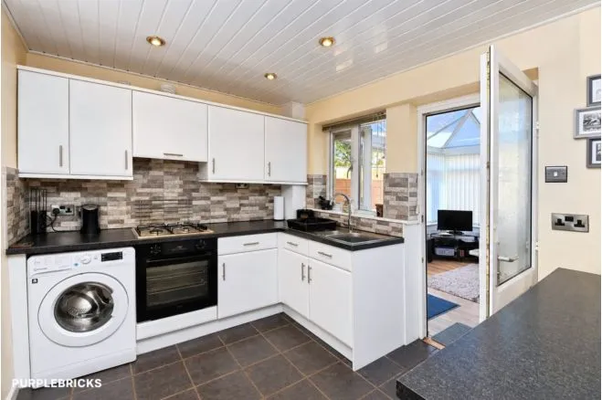 Monsal Dale, North Hykeham, LN6, photo 3