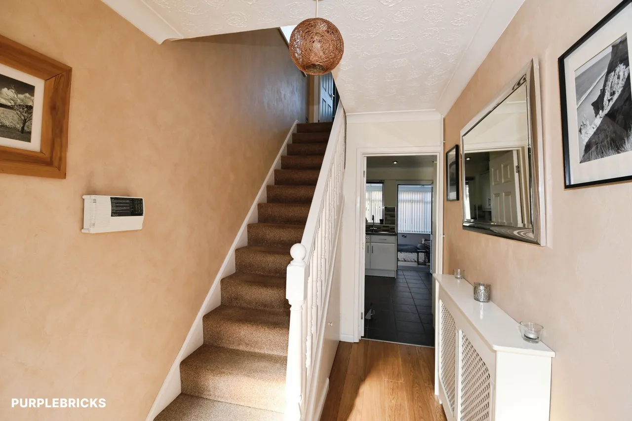 Monsal Dale, North Hykeham, LN6, photo 11