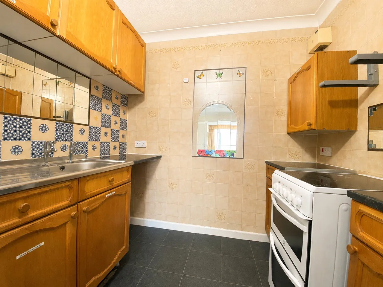 Charles Street, Petersfield, GU32, photo 4