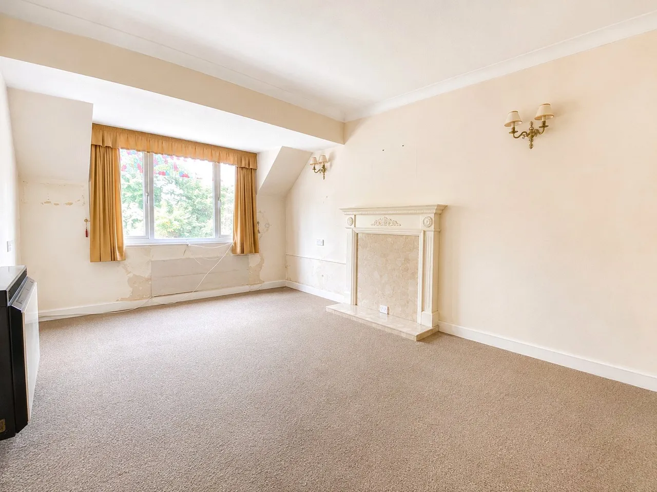 Charles Street, Petersfield, GU32, photo 3