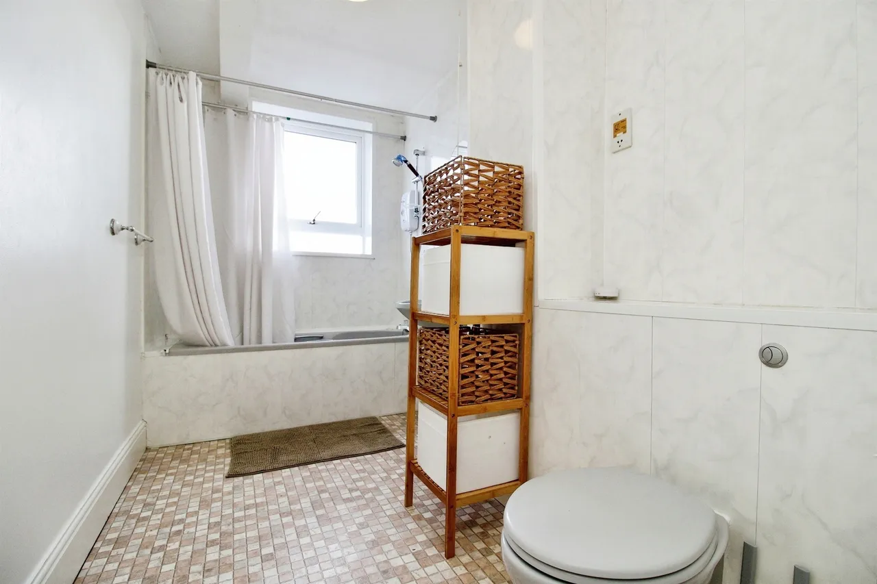 Llansannor Drive, Cardiff, CF10, photo 9