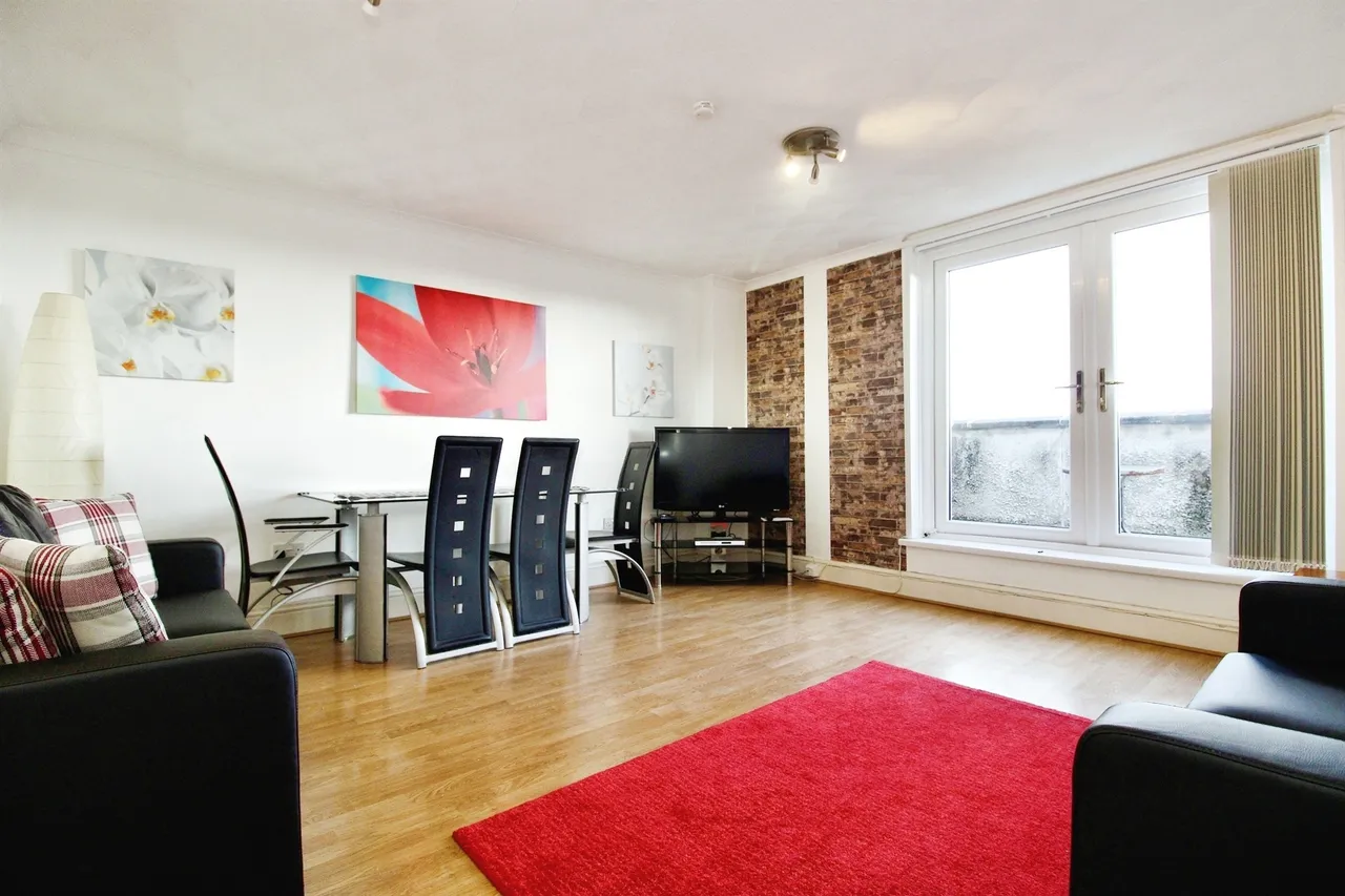 Llansannor Drive, Cardiff, CF10, photo 2