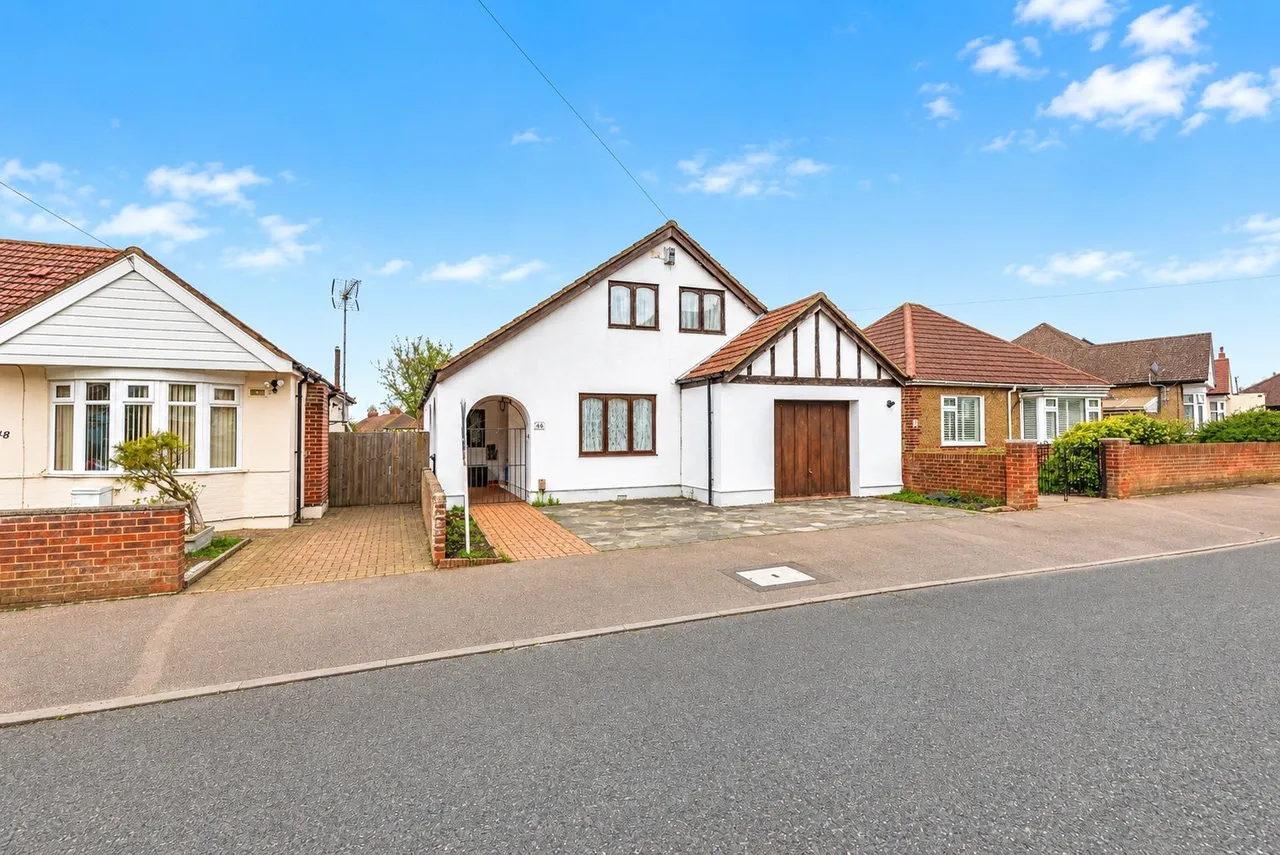 4 bed house for sale, Gerrard Avenue, Rochester, ME1