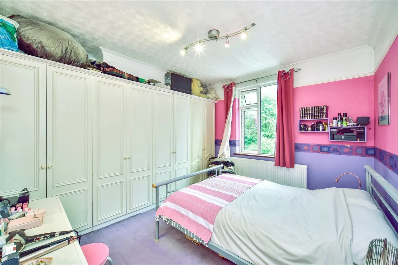 Sutton Road, MAIDSTONE, Kent, ME15, photo 10