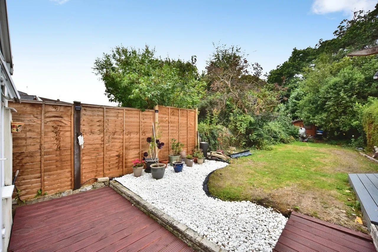 Sutton Road, MAIDSTONE, Kent, ME15, photo 14