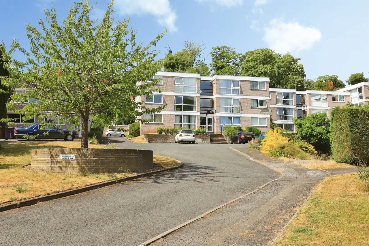 2 bed flat for sale — Woodfield Heights, Wolverhampton
